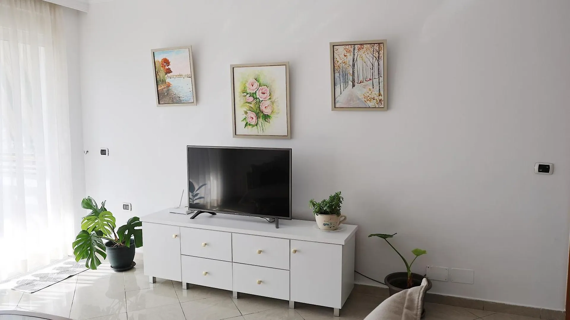 City Views Apartment Blloku - City Center ティラナ アルバニア